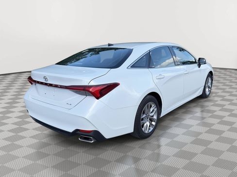 Used 2021 Toyota Avalon XLE FWD image 5