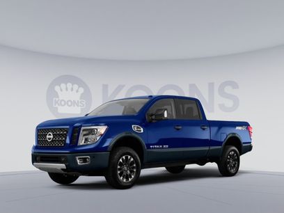 Used 2017 Nissan Titan PRO-4X w/ Pro-4x Convenience Package