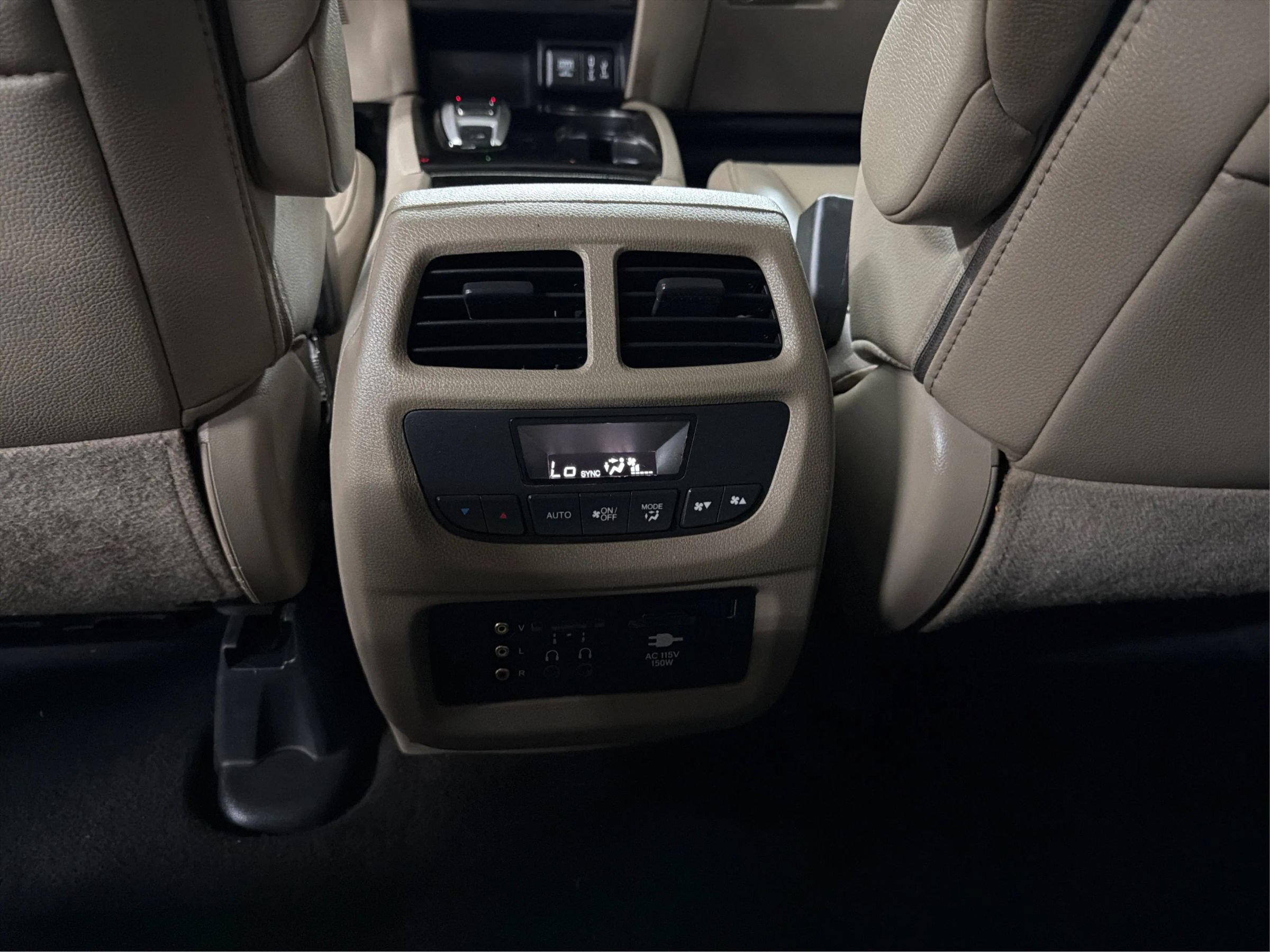 Used 2017 Honda Pilot Touring image 30
