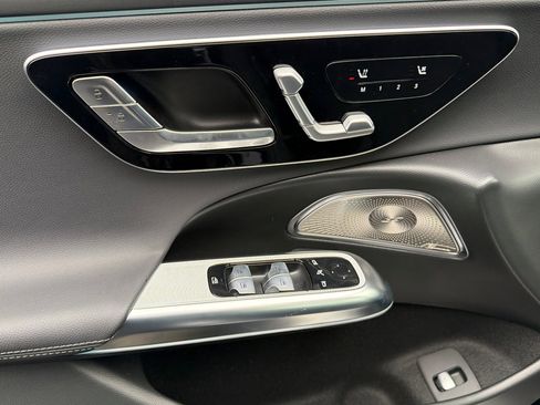 New 2026 Mercedes-Benz E 450 4MATIC Sedan image 9