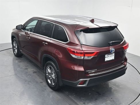 Used 2019 Toyota Highlander Limited Platinum image 52