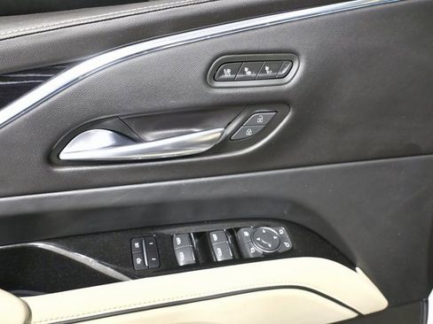 Used 2021 Cadillac Escalade Sport w/ Driver Assist Tech Package image 18