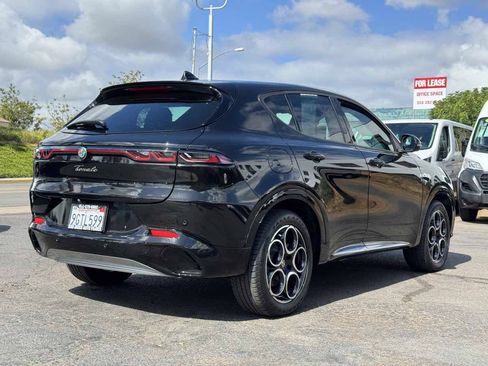 Used 2024 Alfa Romeo Tonale Ti AWD/4WD image 16