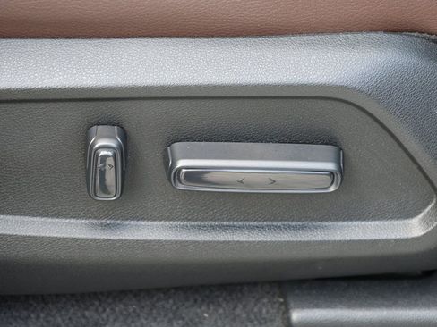 Used 2023 Honda Pilot Elite image 23