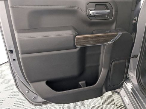 Used 2020 Chevrolet Silverado 1500 LT Trail Boss image 27