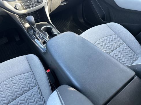 Certified 2024 Chevrolet Equinox LS w/ LS Convenience Package image 20