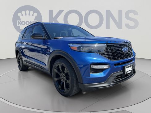 Used 2023 Ford Explorer ST-Line w/ Class IV Trailer Tow Package RWD image 18