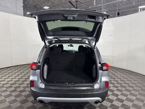 Certified 2023 Ford Escape Active w/ Tech Pack #2 image 9