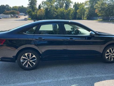 Used 2024 Volkswagen Jetta S image 6