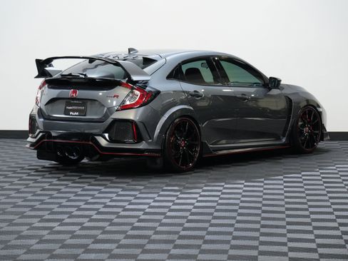 Used 2019 Honda Civic Type R image 6