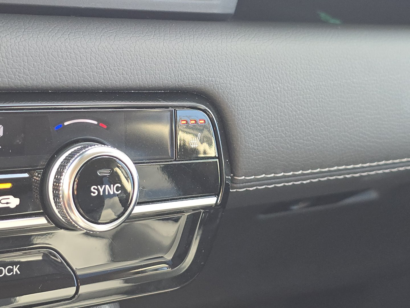 Used 2025 Honda Pilot EX-L image 5
