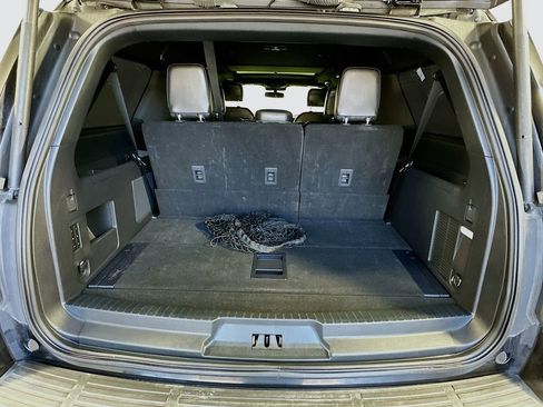 Used 2022 Ford Expedition Max Platinum image 27