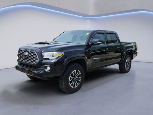 Used 2020 Toyota Tacoma TRD Sport w/ Technology Package AWD/4WD image 7