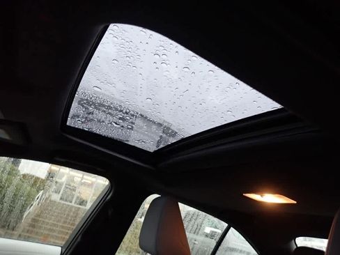 Used 2020 Toyota Corolla SE image 24