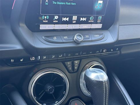 Used 2018 Chevrolet Camaro SS RWD image 16