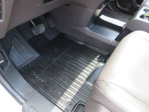 Used 2018 Honda Odyssey EX-L image 26