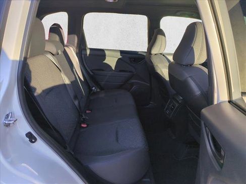 Certified 2025 Subaru Forester Premium image 27