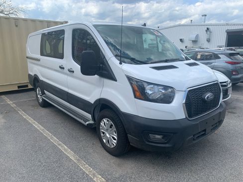Used 2024 Ford Transit 250 Low Roof w/ Exterior Upgrade Package RWD image 2