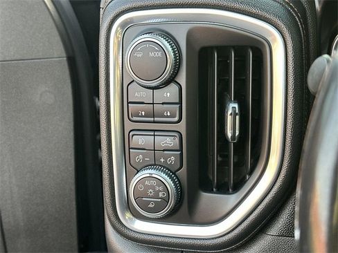 Used 2020 GMC Sierra 1500 AT4 w/ AT4 Premium Package image 17