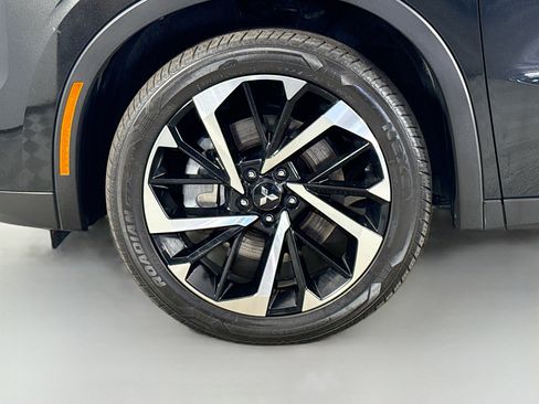 Used 2023 Mitsubishi Outlander SE image 38