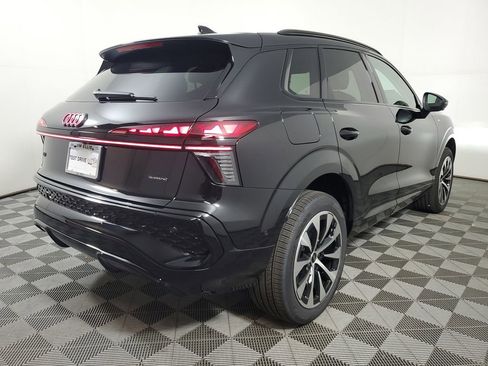 New 2026 Audi Q3 quattro 2.0T AWD/4WD image 6