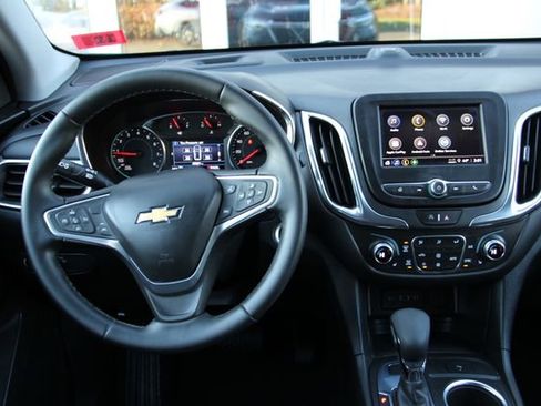 Used 2023 Chevrolet Equinox LT image 22