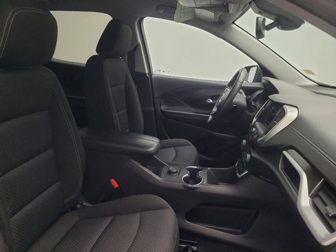 Used 2022 GMC Terrain SLE image 21