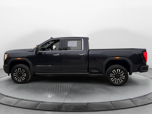 Certified 2025 GMC Sierra 2500 Denali Ultimate AWD/4WD image 4