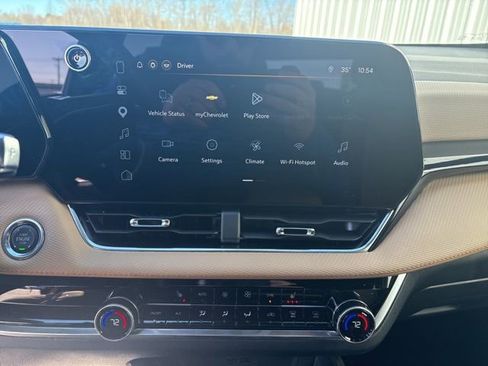 Used 2026 Chevrolet Equinox ACTIV image 14