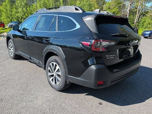 Used 2023 Subaru Outback Premium AWD/4WD image 7