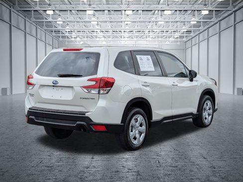 Used 2022 Subaru Forester Limited AWD/4WD image 5