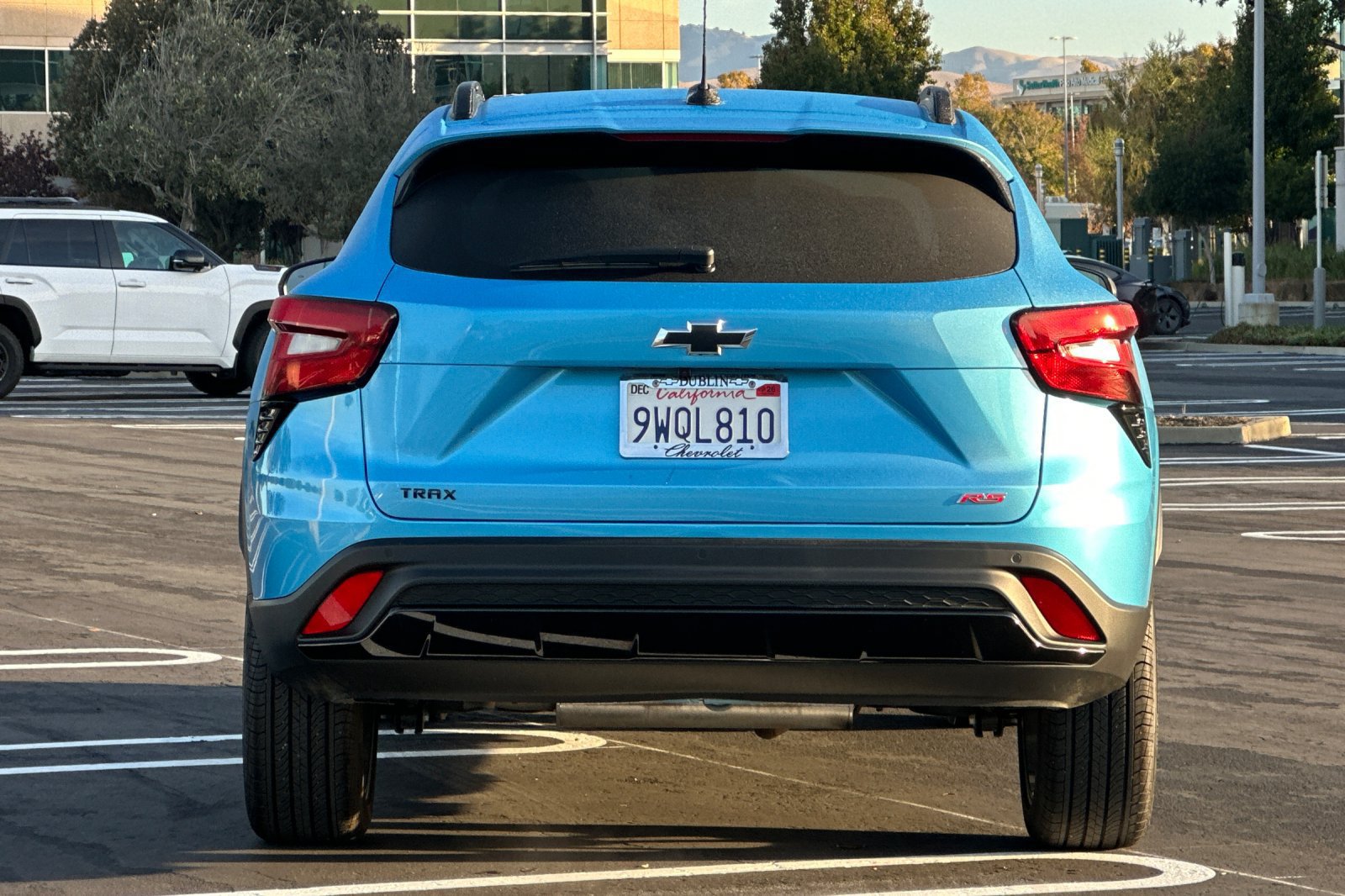 Used 2026 Chevrolet Trax RS w/ Sunroof Package FWD image 5