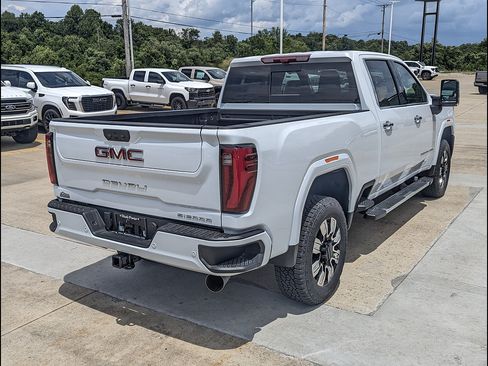 New 2026 GMC Sierra 2500 Denali w/ Denali Reserve Package AWD/4WD image 7