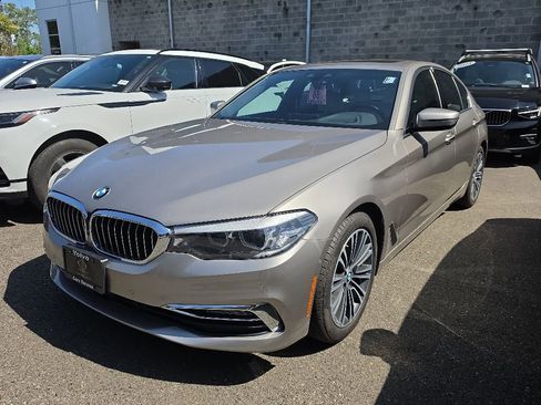 Used 2018 BMW 540i xDrive AWD/4WD image 1