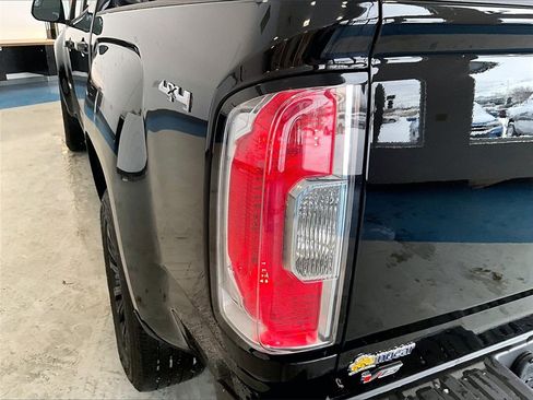 Used 2022 GMC Canyon Elevation w/ Trailering Package image 32