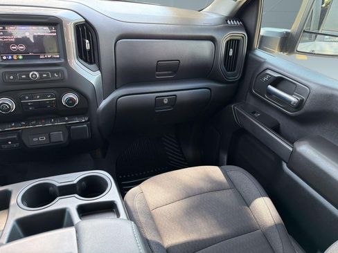 Certified 2024 Chevrolet Silverado 2500 Custom w/ Custom Value Package AWD/4WD image 30
