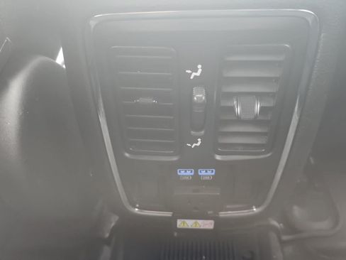 Used 2021 Jeep Grand Cherokee Limited AWD/4WD image 22