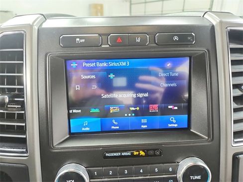 Used 2021 Ford Expedition XLT image 27