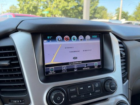 Used 2019 GMC Yukon XL SLT w/ Open Road Package AWD/4WD image 5
