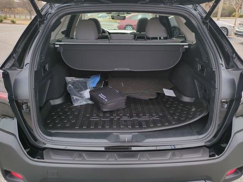 Used 2025 Subaru Outback Premium w/ Popular Package #1A image 34