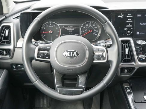 Used 2021 Kia Sorento EX FWD image 20
