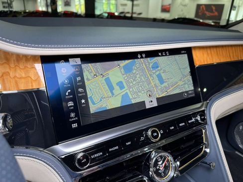 Used 2021 Bentley Flying Spur V8 w/ First Edition Specification image 24