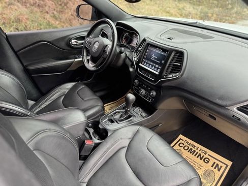 Used 2021 Jeep Cherokee Latitude Lux 80th Anniv w/ Quick Order Package 26U 80TH image 19