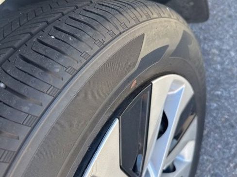 Used 2024 Nissan Altima 2.5 S image 9