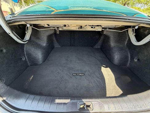 Used 2024 Nissan Altima 2.5 SR image 19