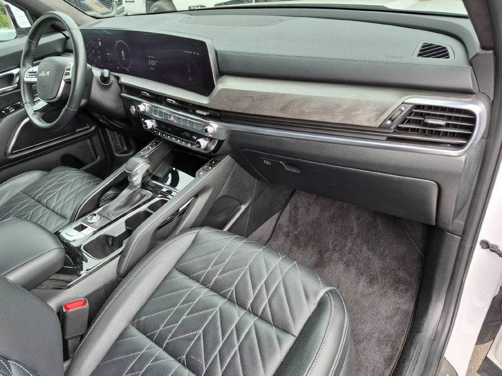 Used 2025 Kia Telluride SX Prestige X-Line AWD/4WD image 17