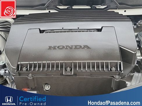 Certified 2025 Honda Pilot Black Edition image 36