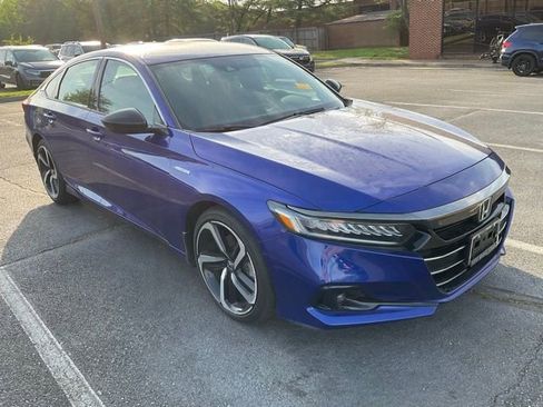 Certified 2022 Honda Accord Sport image 3