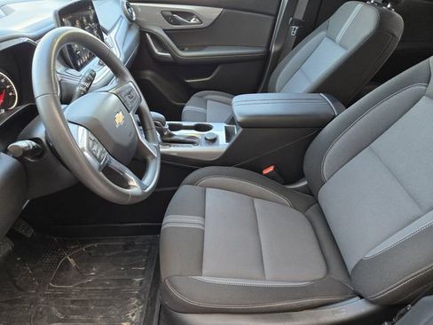 Used 2023 Chevrolet Blazer LT w/ Convenience Package image 11