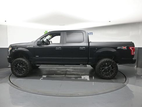 Used 2017 Ford F150 XL w/ Equipment Group 101A Mid AWD/4WD image 23